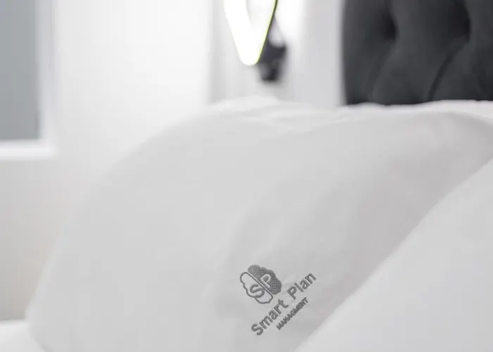 New Glamorous In Downtown Апартаменты